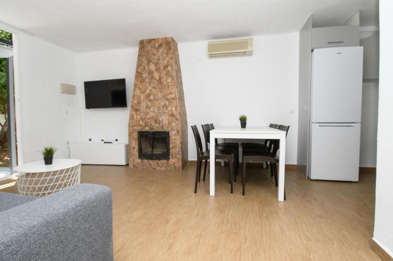 Rentalmar Villa Covamar Families Only 살루 외부 사진