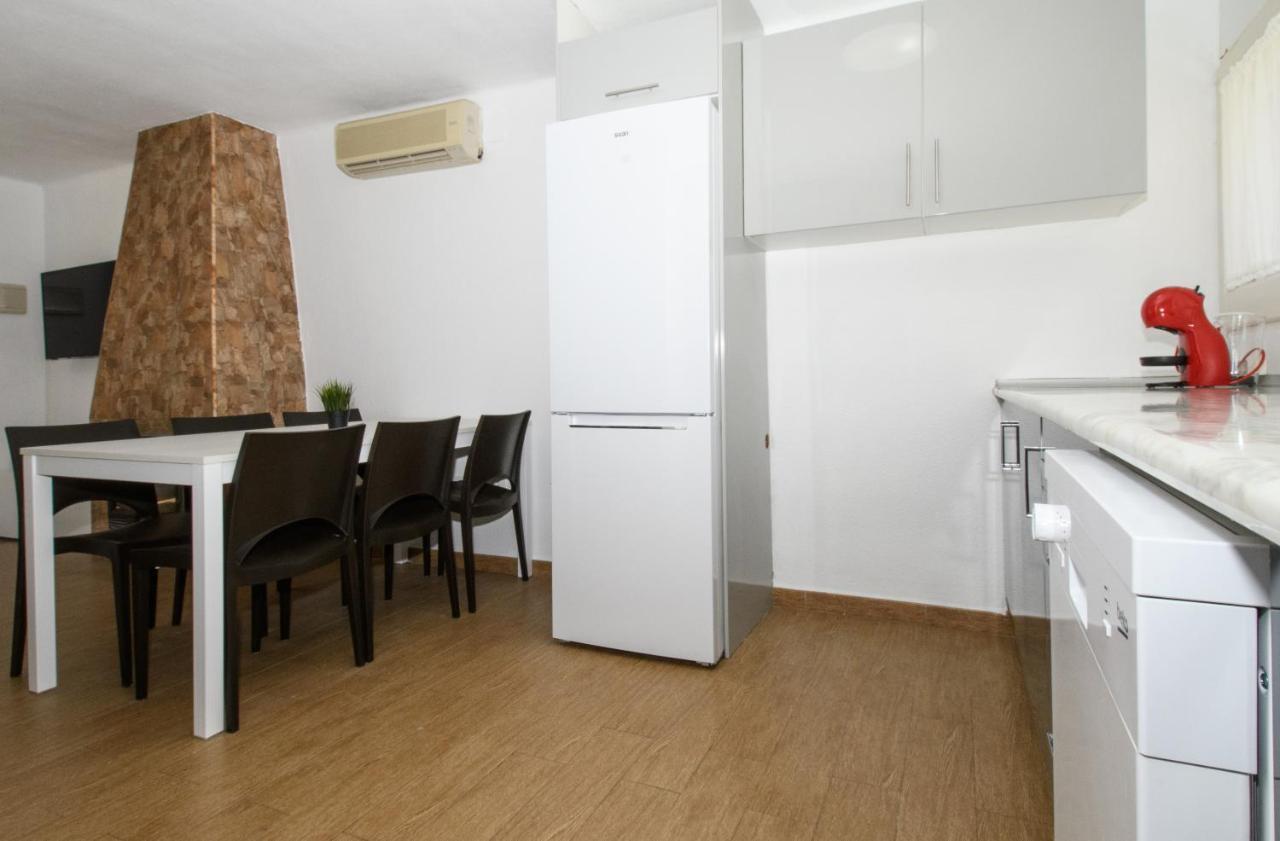 Rentalmar Villa Covamar Families Only 살루 외부 사진